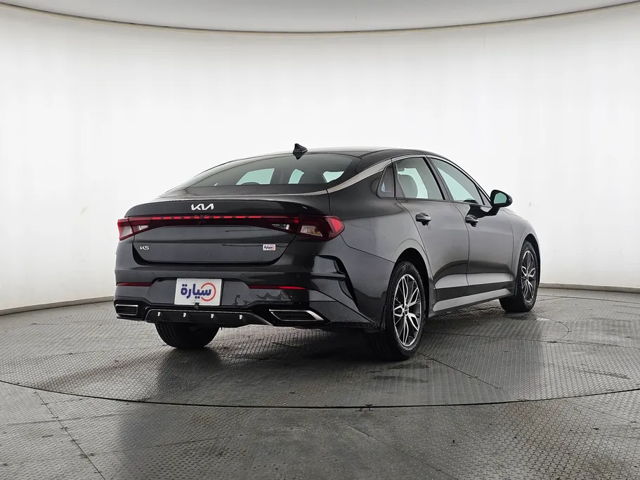 2023 Kia K5 LX 