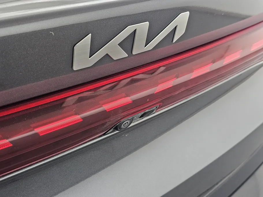 2023 Kia K5 LX 