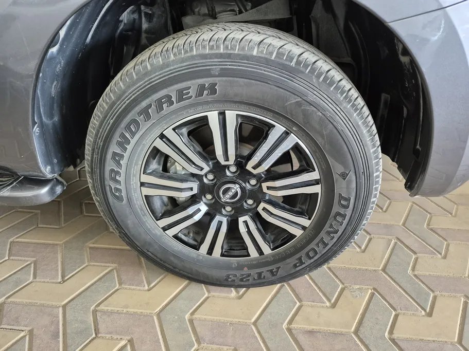 2023 Nissan Patrol SE 