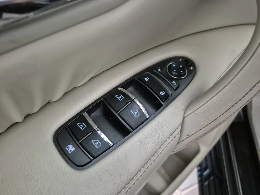 2023 Nissan Patrol SE 