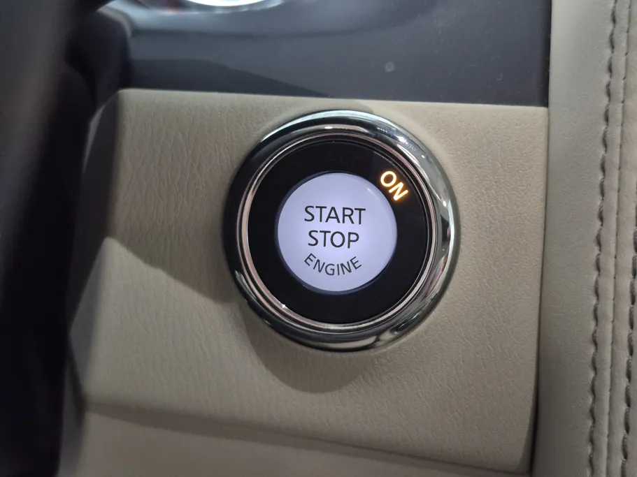 2023 Nissan Patrol SE 
