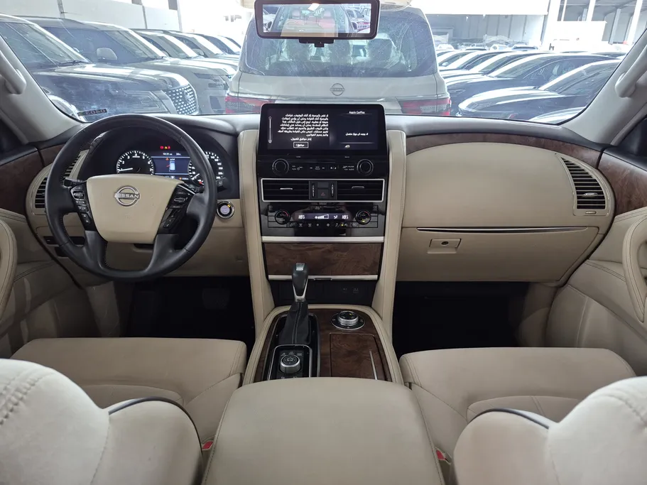 2023 Nissan Patrol SE 