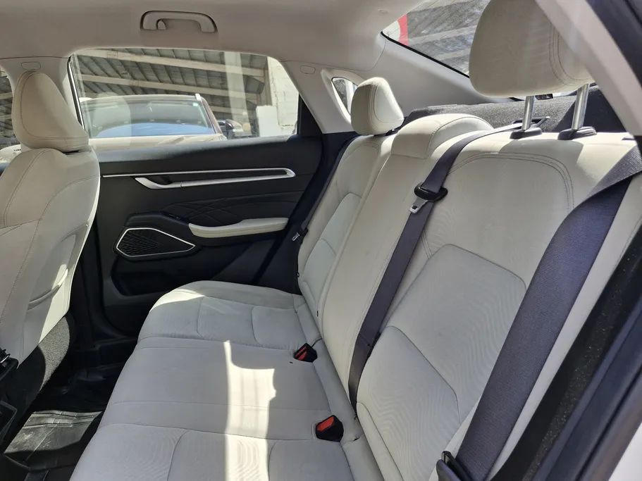 جيلي امجراند GS 2023 