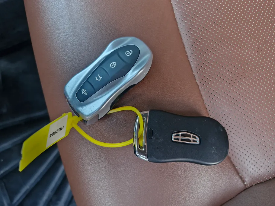 جيلي ازكارا FULL OPTION GF 2023 