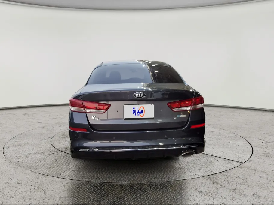 2020 Kia K5 LX 