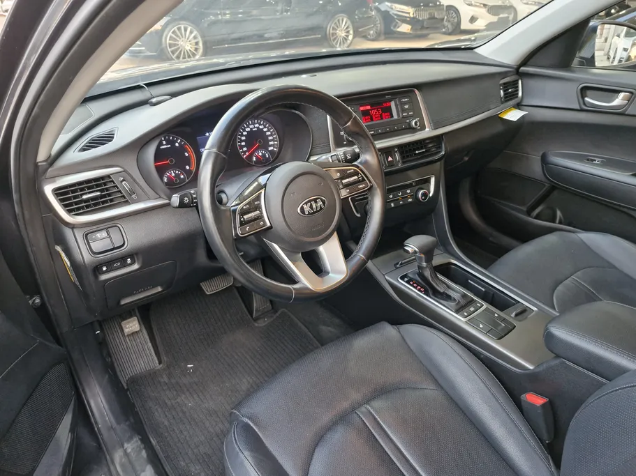 2020 Kia K5 LX 