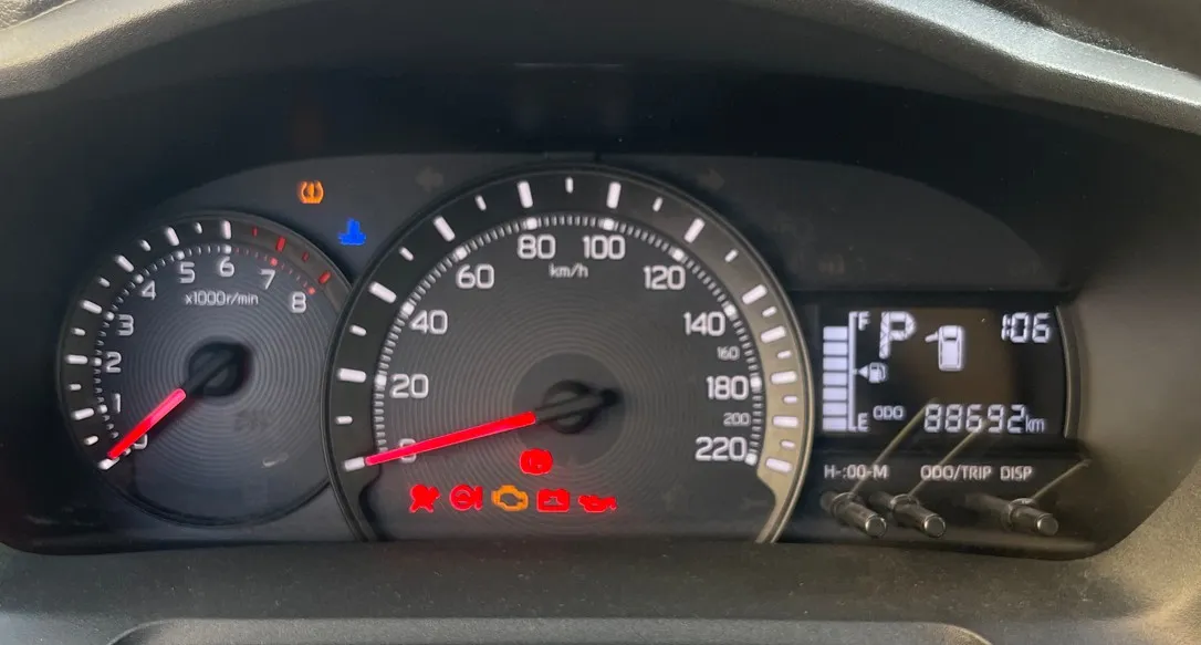 2023 Toyota Yaris  Y 