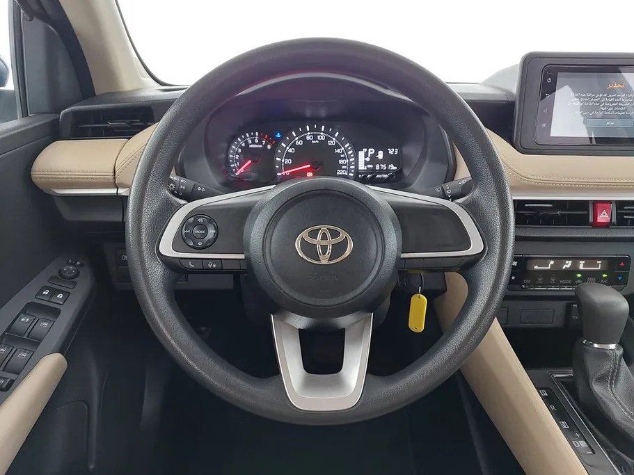 2023 Toyota Yaris  Y 