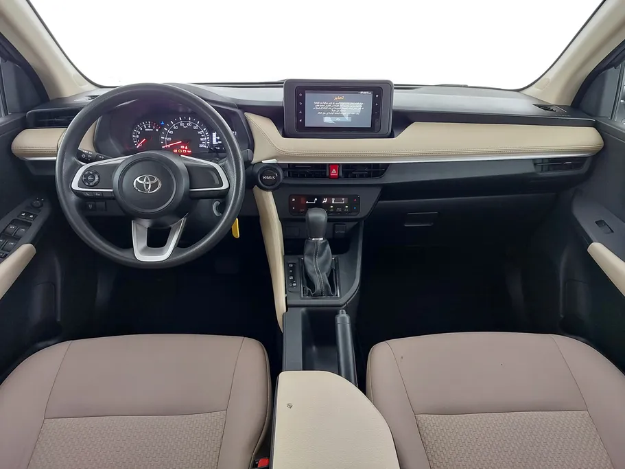 2023 Toyota Yaris  Y 