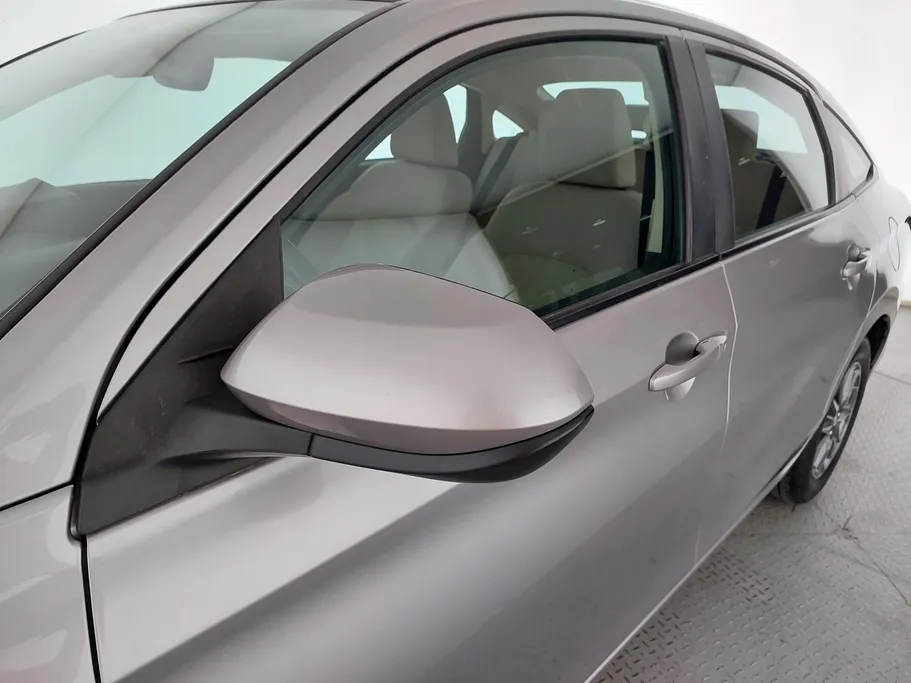2023 Toyota Yaris  Y 