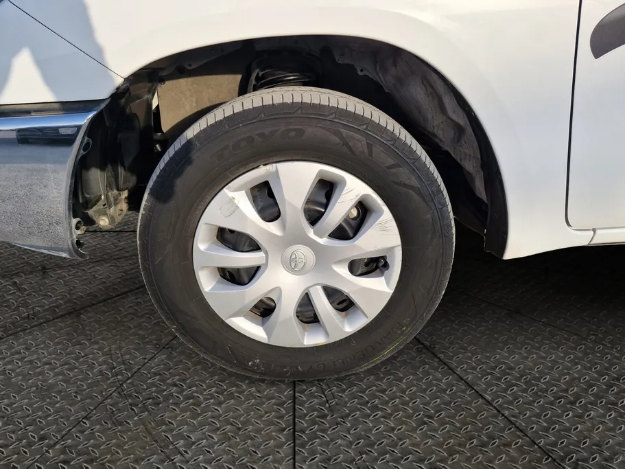 2022 Toyota Hilux SC 4x2 GL 