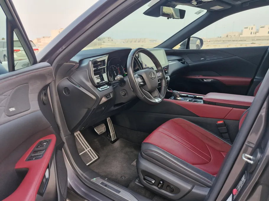 لكزس RX 500h F-Sport 2023 