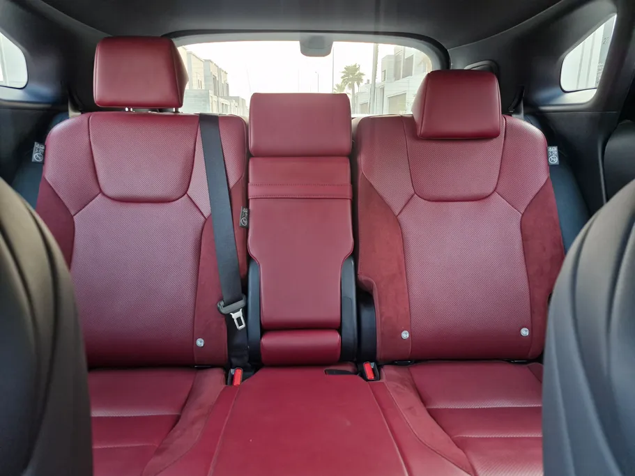 لكزس RX 500h F-Sport 2023 