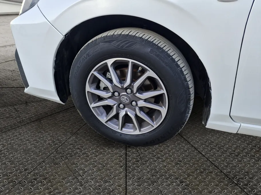 2024 Toyota Yaris  Y 