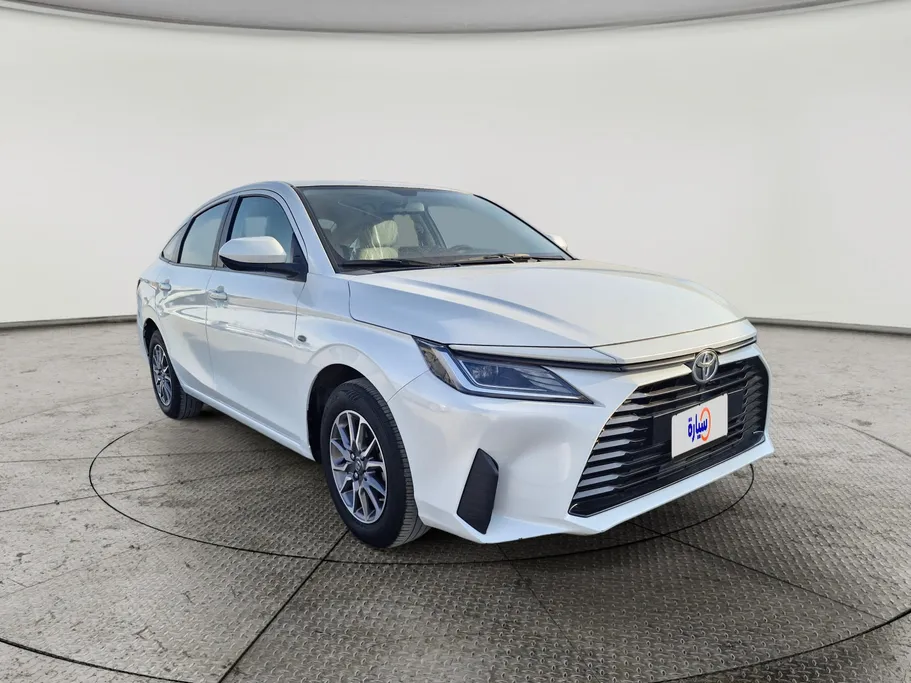 2024 Toyota Yaris  Y 