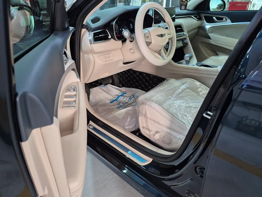 جينيسيس G70  2025 