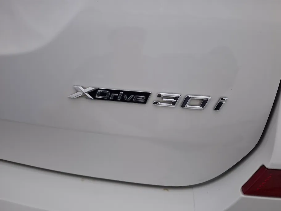 بي ام دبليو الفئة اكس 3 xDrive 30i	 2021 