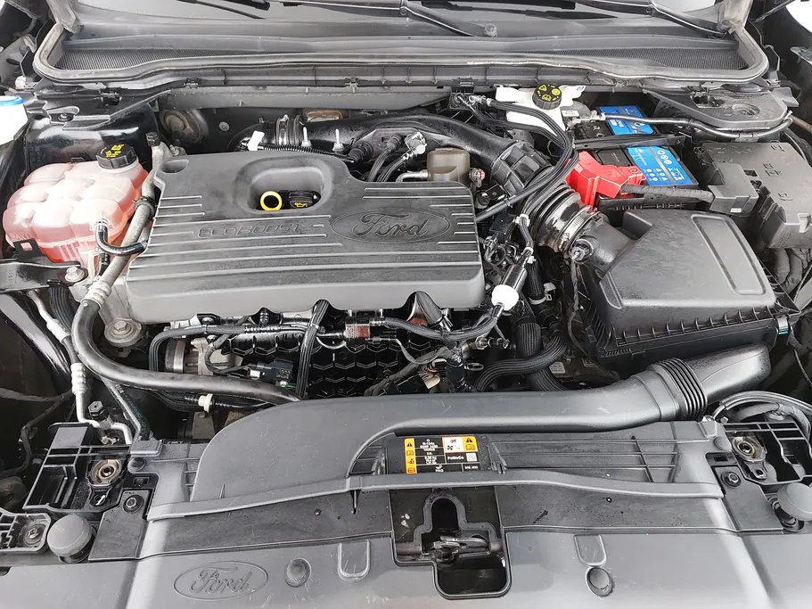 2023 Ford Taurus Titanium 