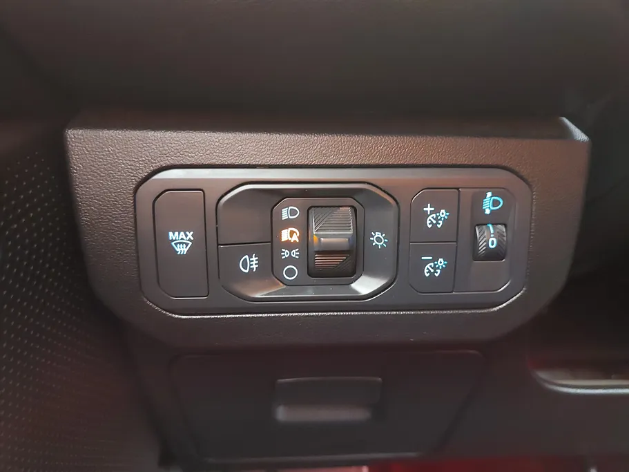 2023 Ford Taurus Titanium 