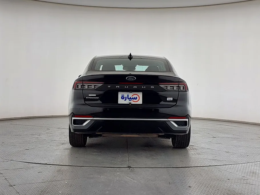 2023 Ford Taurus Titanium 