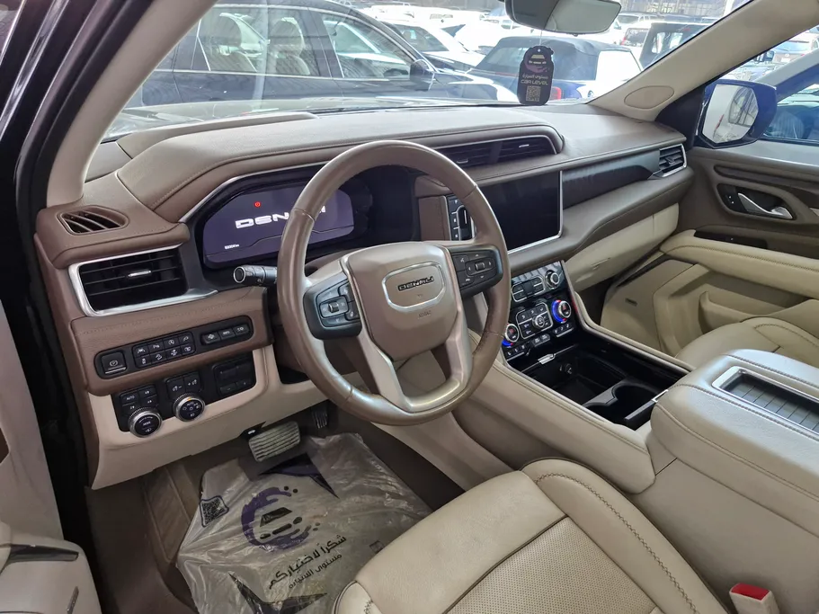 2022 GMC Yukon Denali 
