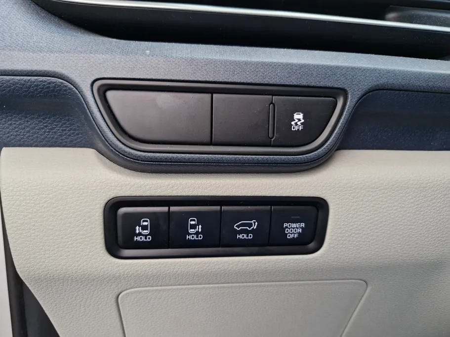 2025 Kia Carnival GLS 
