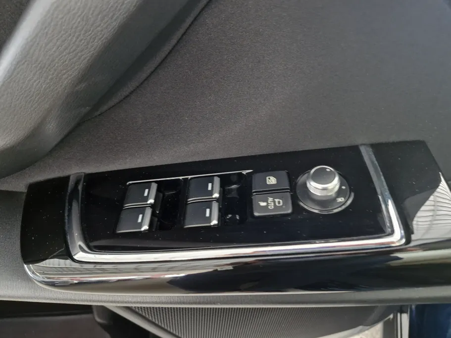 مازدا سى اكس 9 Skyactiv G 2023 