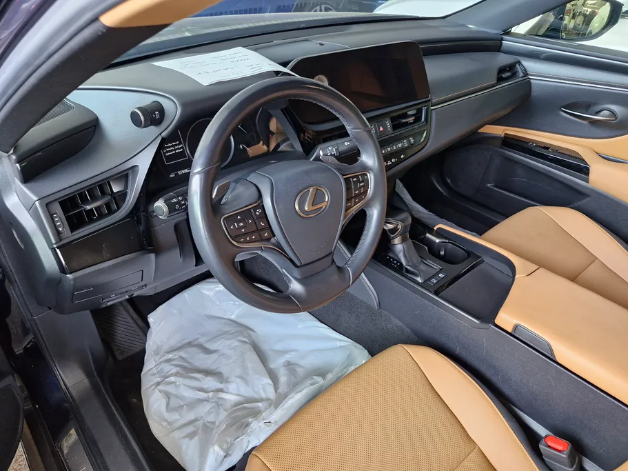 2023 Lexus ES 300 AH Hybrid  