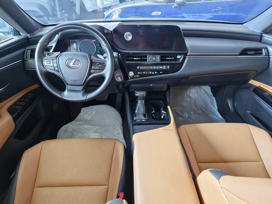 2023 Lexus ES 300 AH Hybrid  