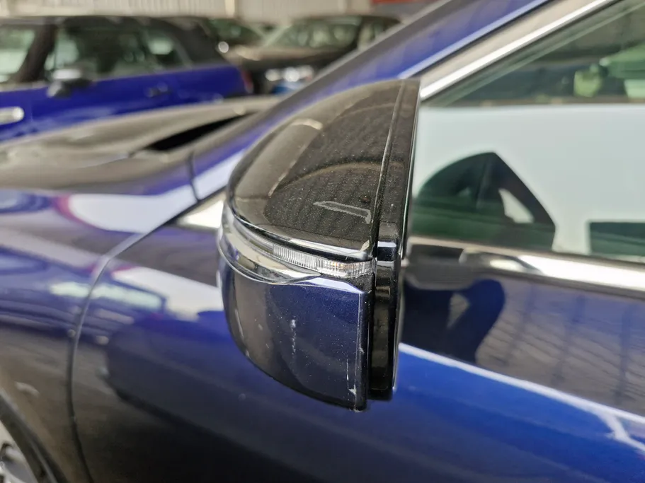 2023 Lexus ES 300 AH Hybrid  