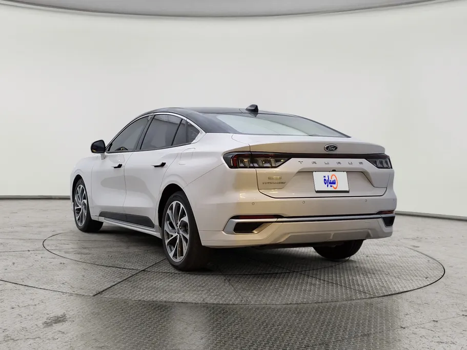 2023 Ford Taurus Titanium 