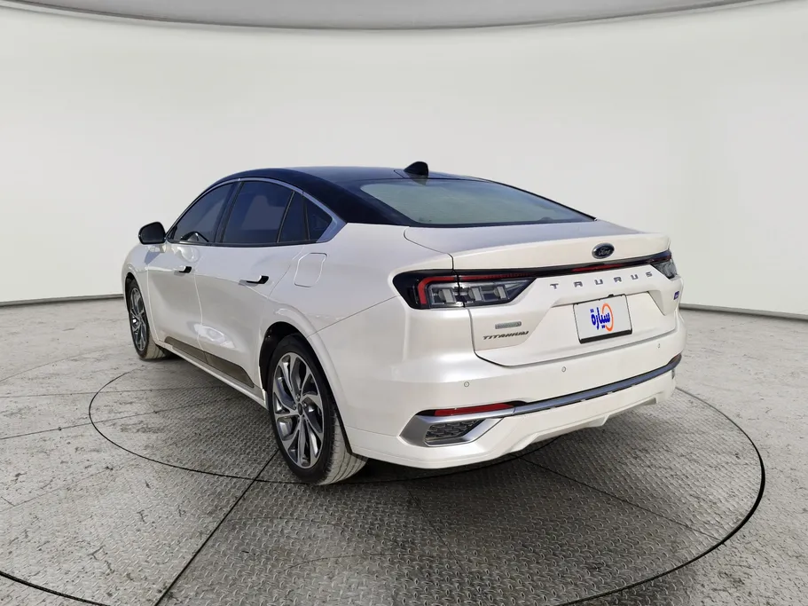 2023 Ford Taurus Titanium