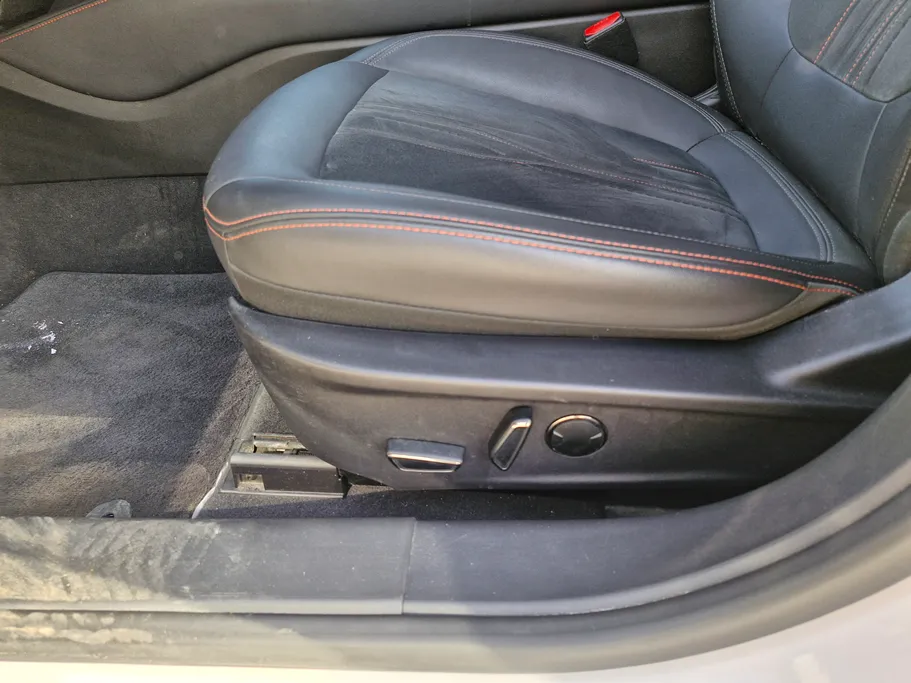 2023 Ford Taurus Titanium