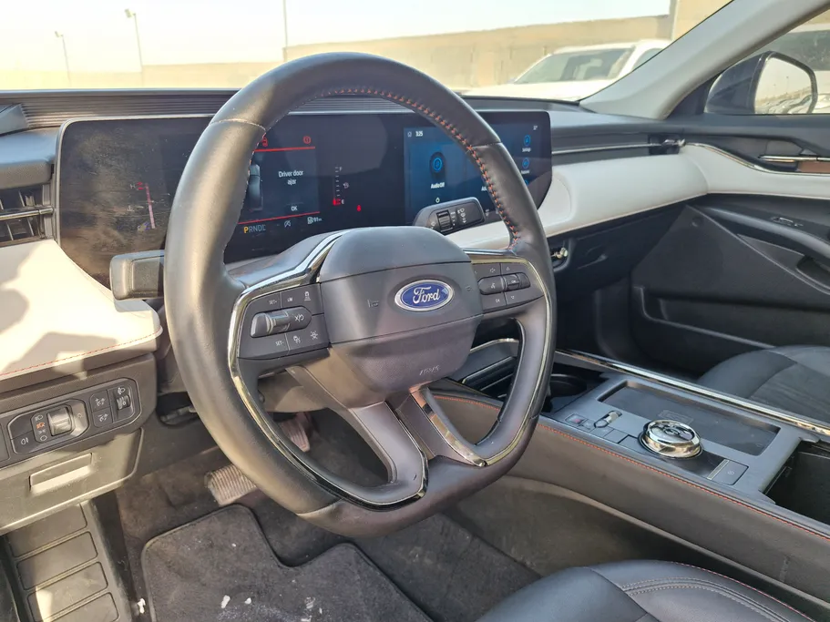 2023 Ford Taurus Titanium