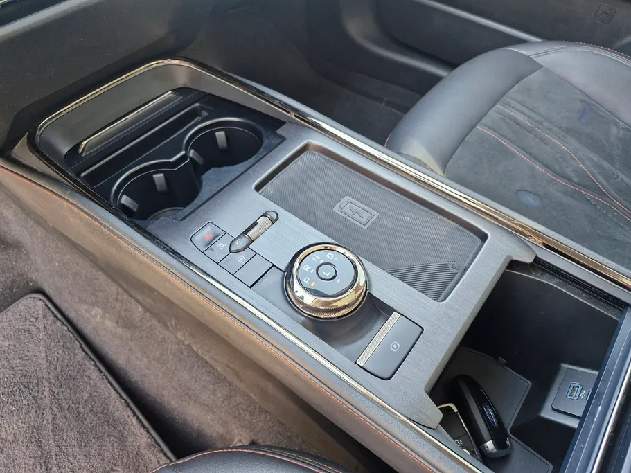 2023 Ford Taurus Titanium