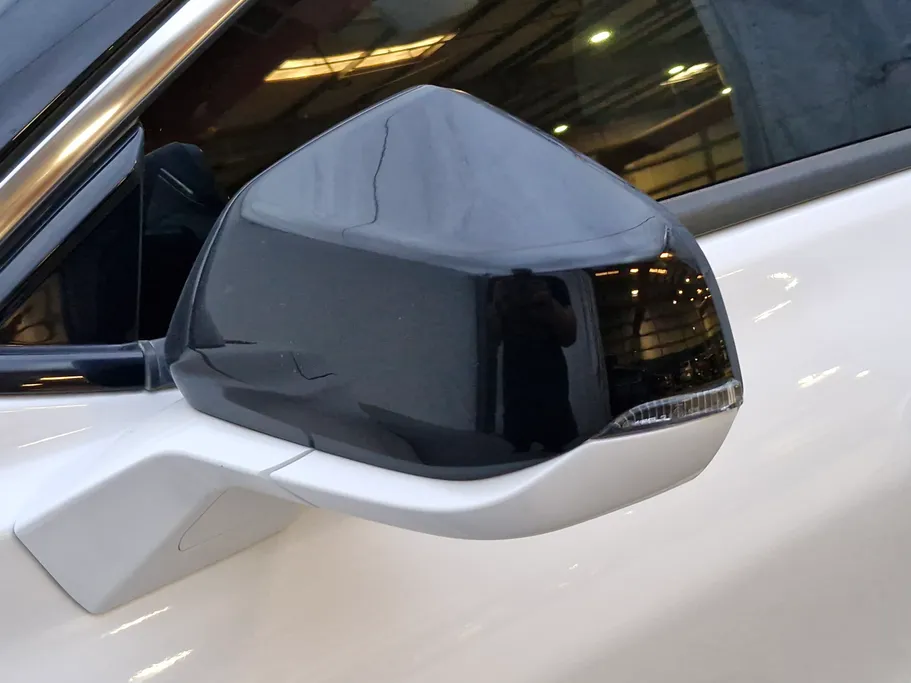 2023 Ford Taurus Titanium 