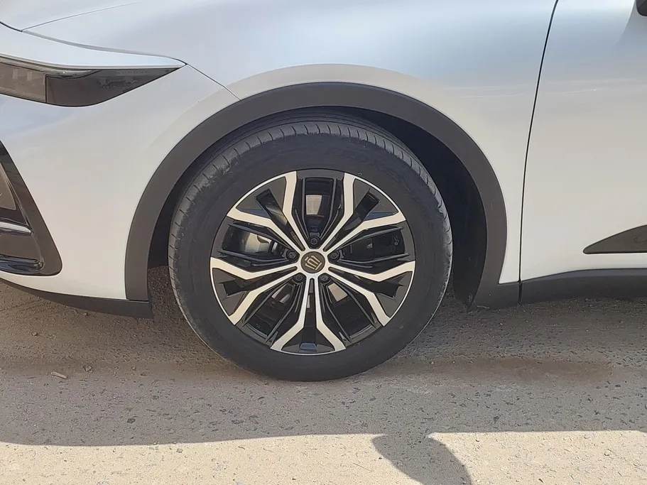 2023 Toyota Crown Premium 