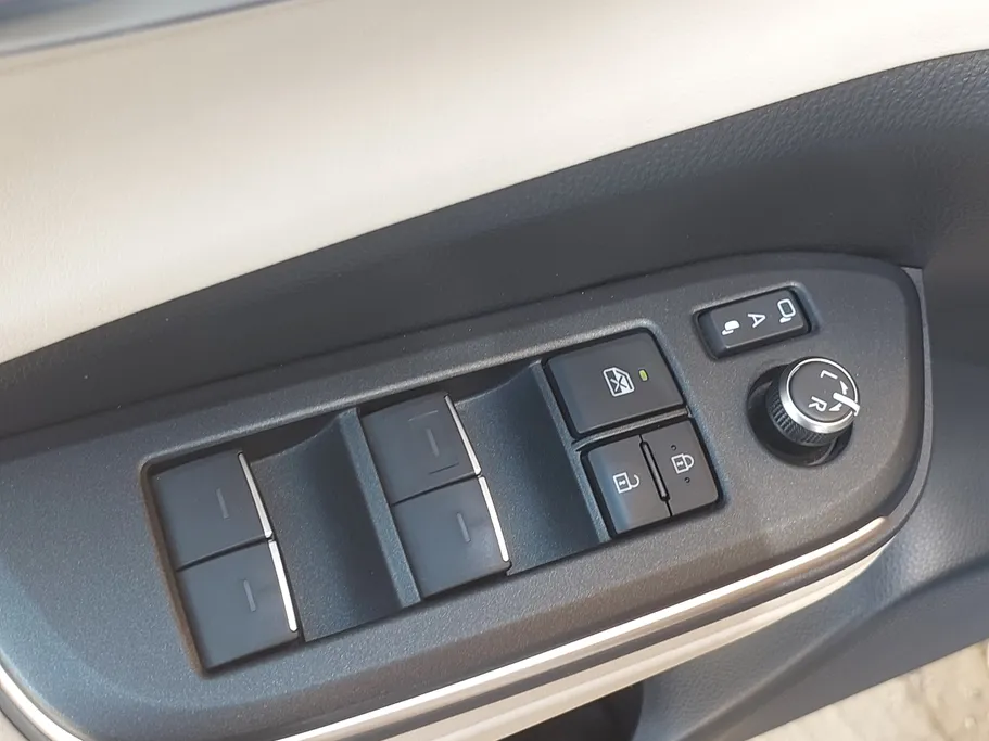 2023 Toyota Crown Premium 