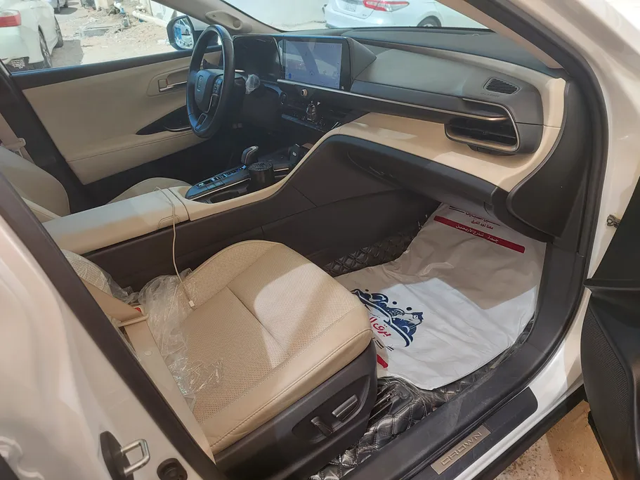 2023 Toyota Crown Premium 
