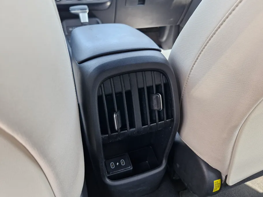 2024 Hyundai Kona Fleet 