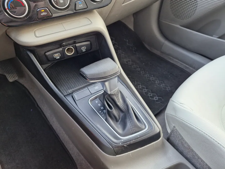 2024 Hyundai Accent Fleet 