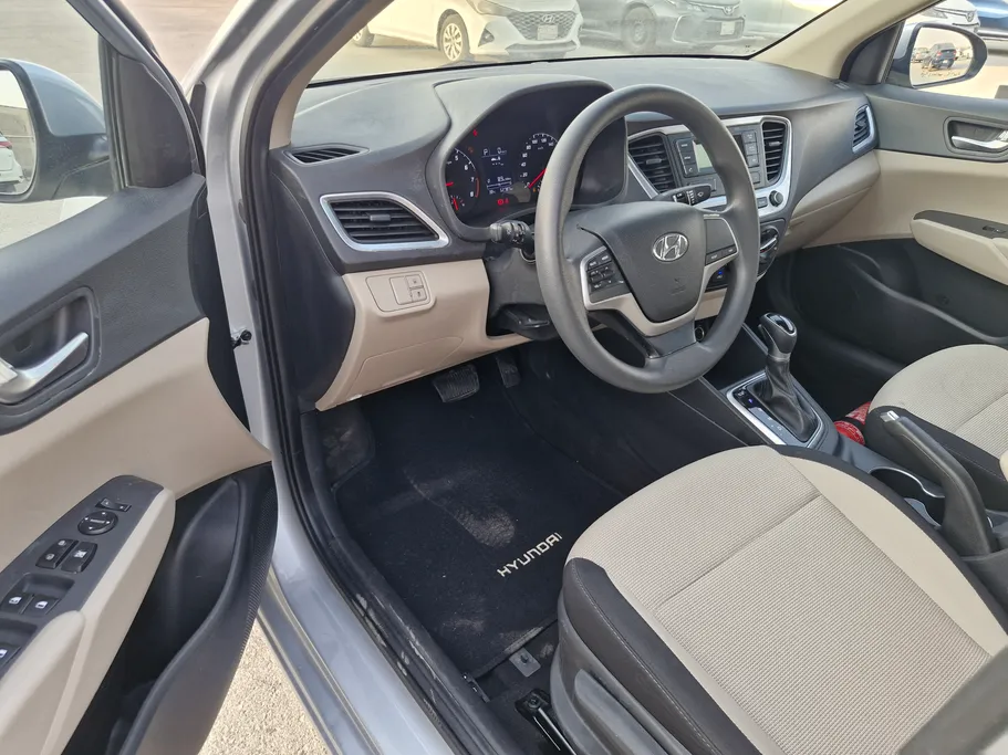 2023 Hyundai Accent Smart 
