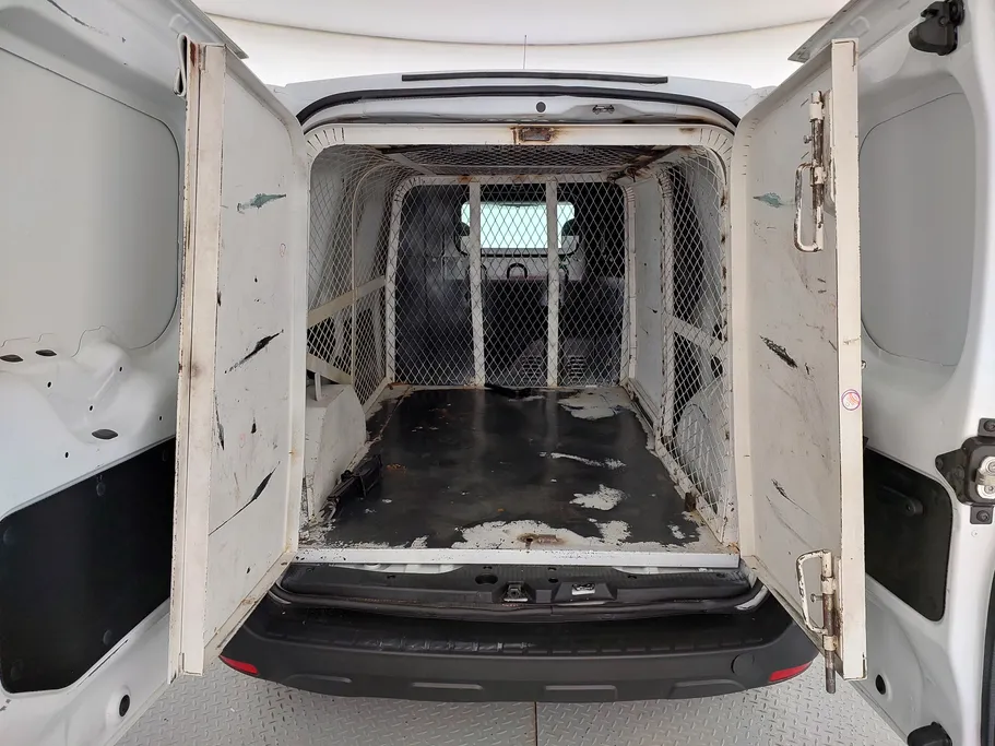 2021 Renault Docker Van بضاعة 