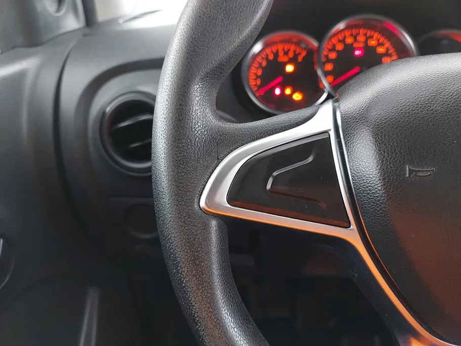 2021 Renault Docker Van بضاعة 