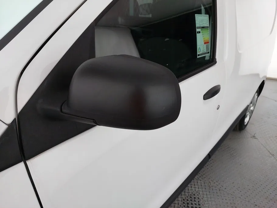 2021 Renault Docker Van بضاعة 