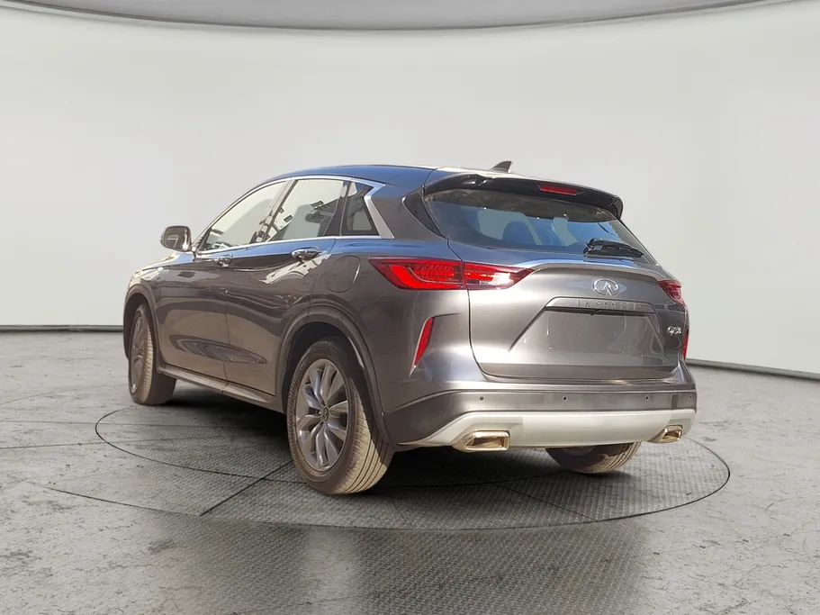 انفنتي QX50 لوكس 2022 