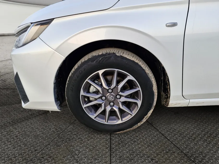 تويوتا يارس Y 2023 