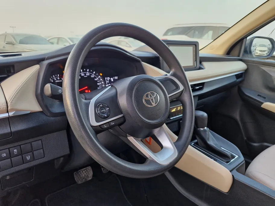 تويوتا يارس Y 2023 