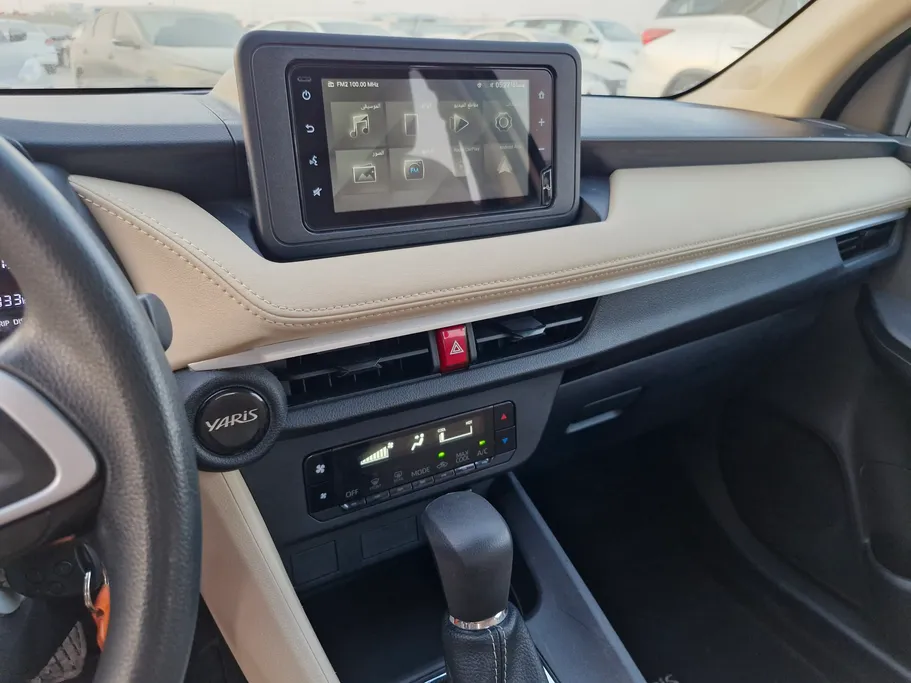 تويوتا يارس Y 2023 