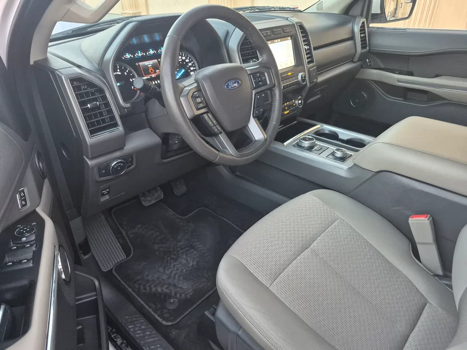 2019 Ford Expedition XLT 